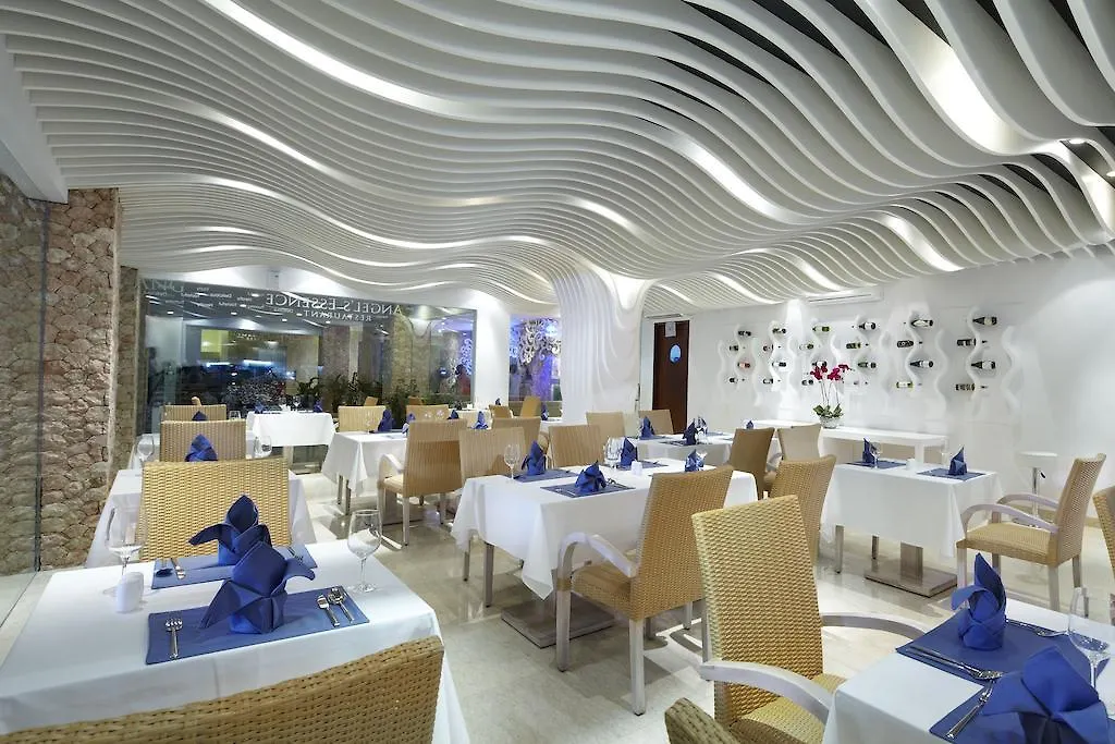 Kuta Angel Hotel - Luxurious Living קוטה לומבוק